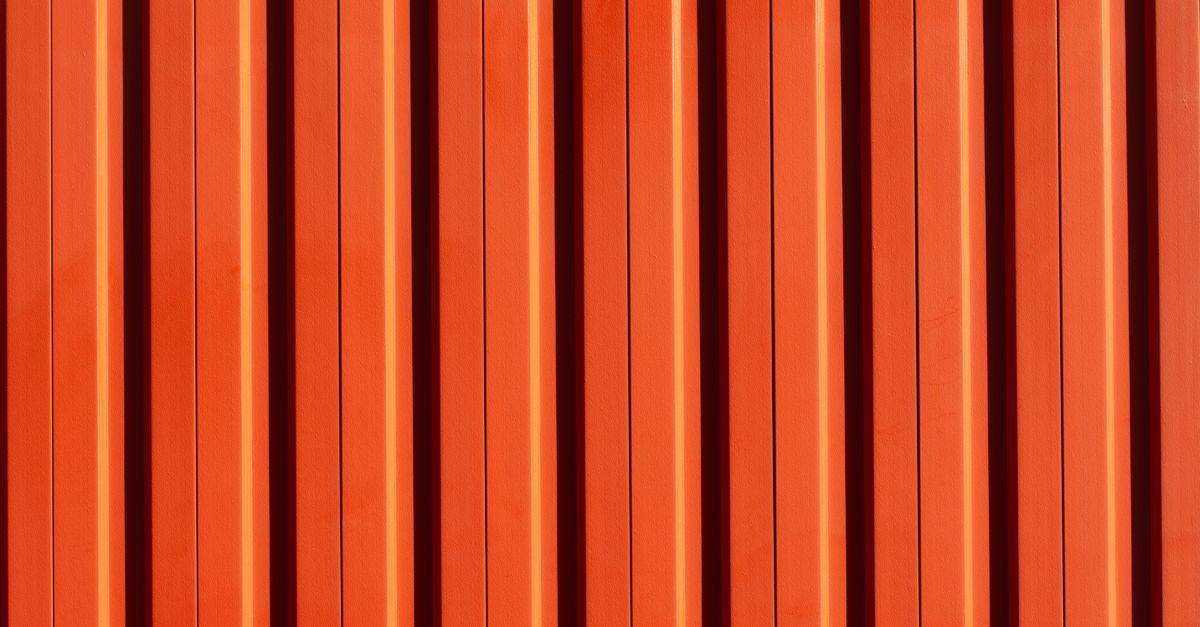Designing a Welcoming Entry with Decorative Colorbond Fencing